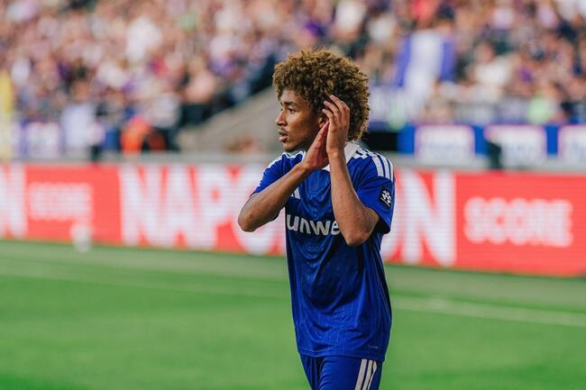 Màn đụng độ kịch tính Anderlecht vs PAOK Saloniki