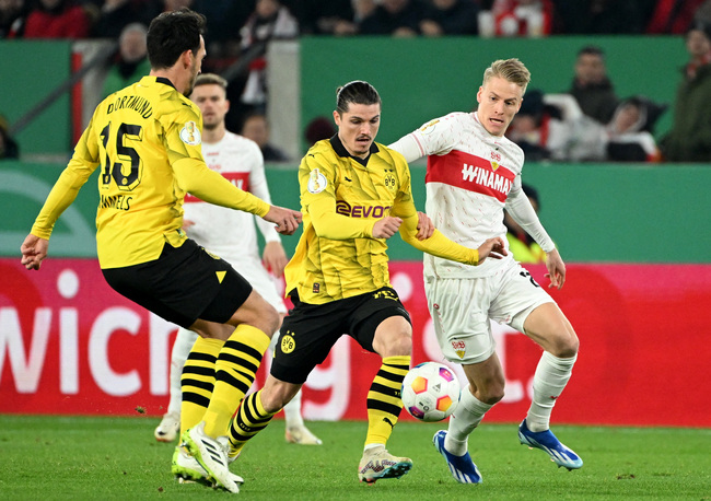 Màn đụng độ kịch tính Stuttgart vs Dortmund