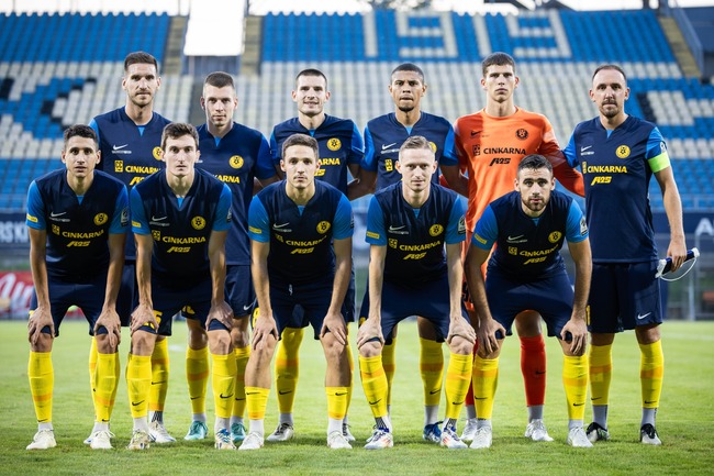 Màn đụng độ kịch tính NK Publikum Celje vs Egnatia