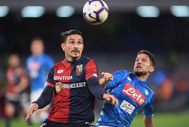 Màn đụng độ kịch tính Genoa vs Napoli  