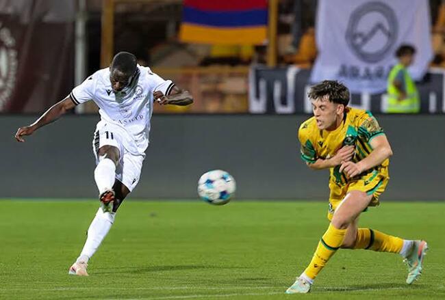 Màn đụng độ kịch tính Shamrock Rovers vs FC Ararat Armenia