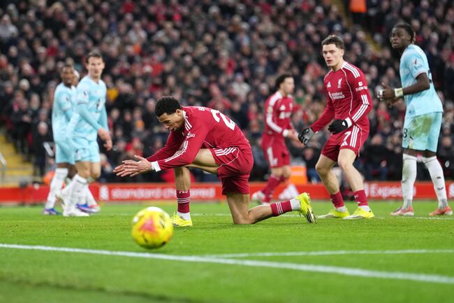 Màn đụng độ kịch tính Bournemouth vs Liverpool
